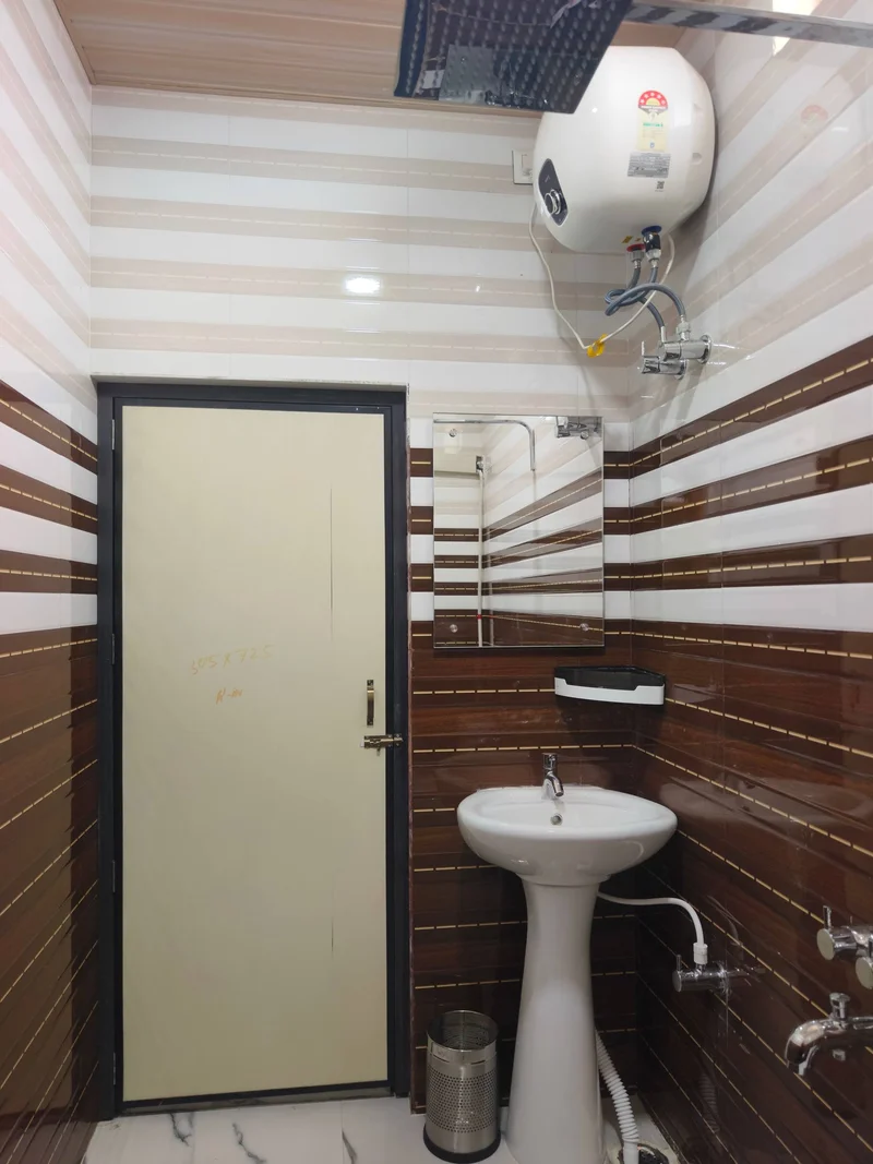 Single Bed Room — Hotel Shiny Grand